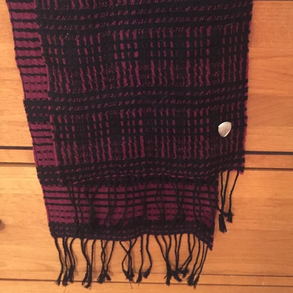 BEN SHERMAN Loom Woven Window Pane Scarf - Picture 2 of 7